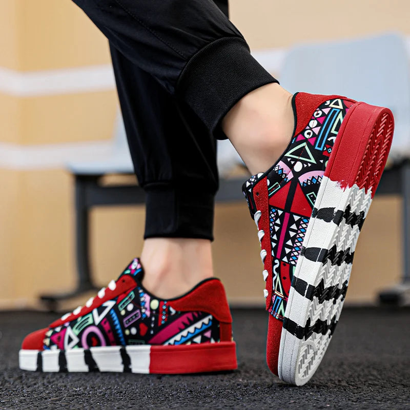 High quality Red Vulcanized Shoes For Men Unisex Casual Sneakers 46 Size Fashion Graffiti Flat Sneakers Men Skateboard Shoes.