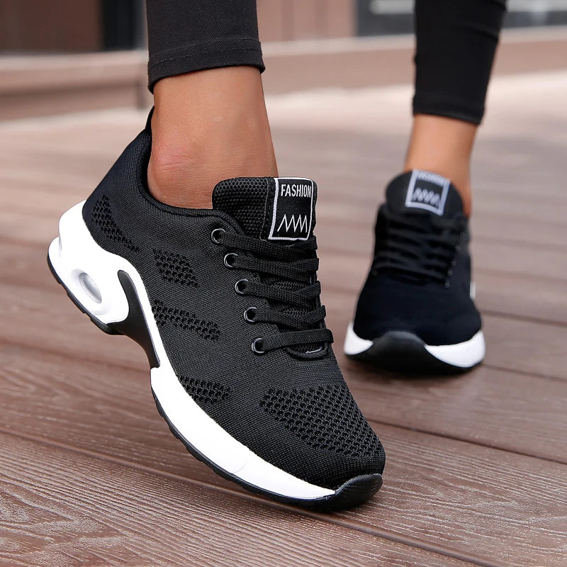 Women Casual Shoes Breathable Walking Mesh Flat Shoes Platform Sneakers Women Tenis Gym Vulcanized Shoes White Female Footwear.