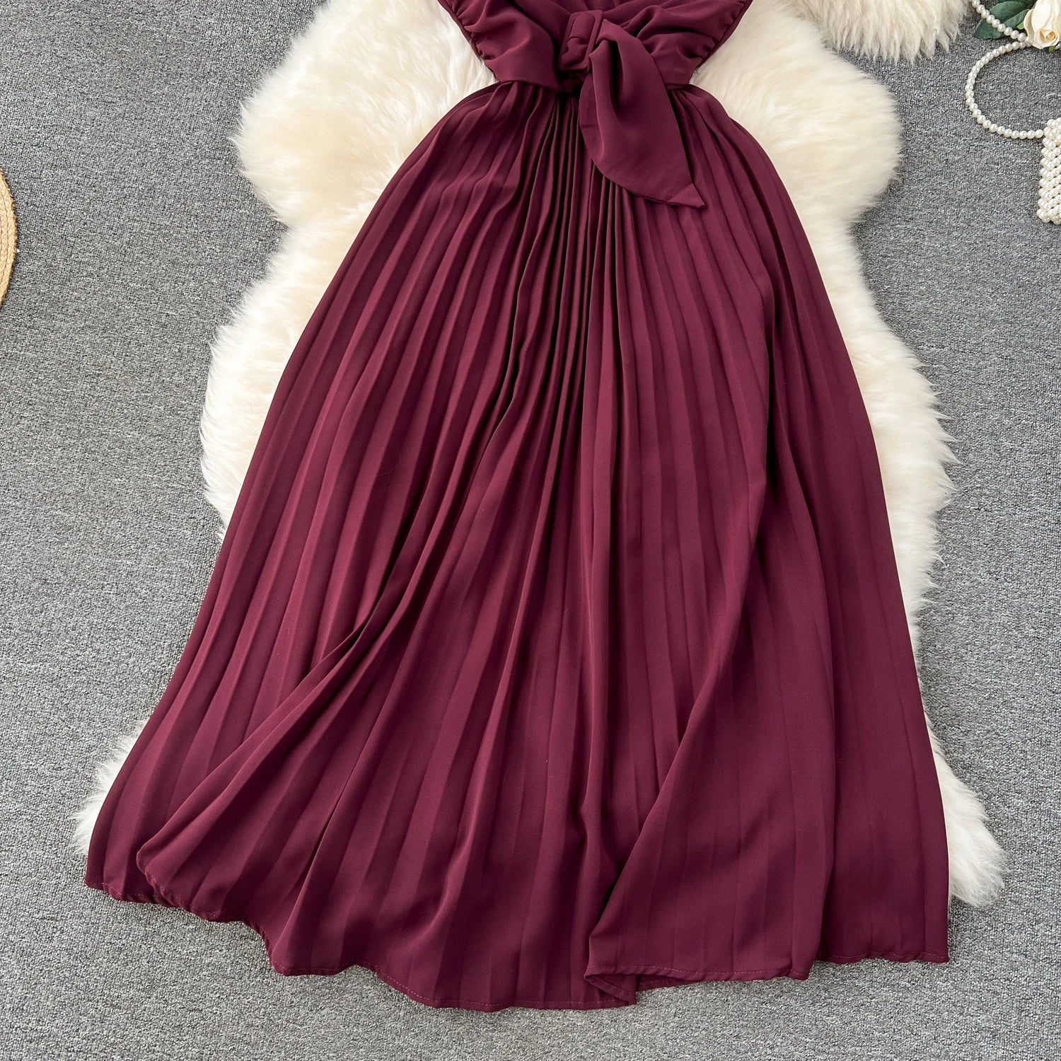 Französisch Vintage elegante Plissee Vneck Kleid A-Linie Mode Chiffon Frühling Herbst ärmellose Vestidos Frauen kleider.