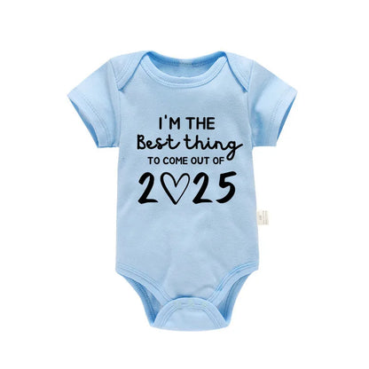 „I'm the Best Thing 2025, Neugeborene Babykleidung, weiße Baumwolle, Sommer-Bodys für Kleinkinder, kurzärmeliger Strampler für Jungen und Mädchen