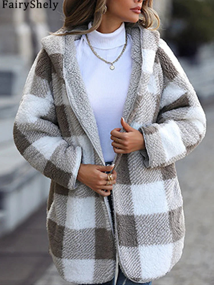 2025 herbst Winter Frauen Plüsch Mit Kapuze Jacke Weibliche Elegante Dicke Lose Plaid Print Mantel Damen Casual Zwei-seitige warme Lange Mantel.