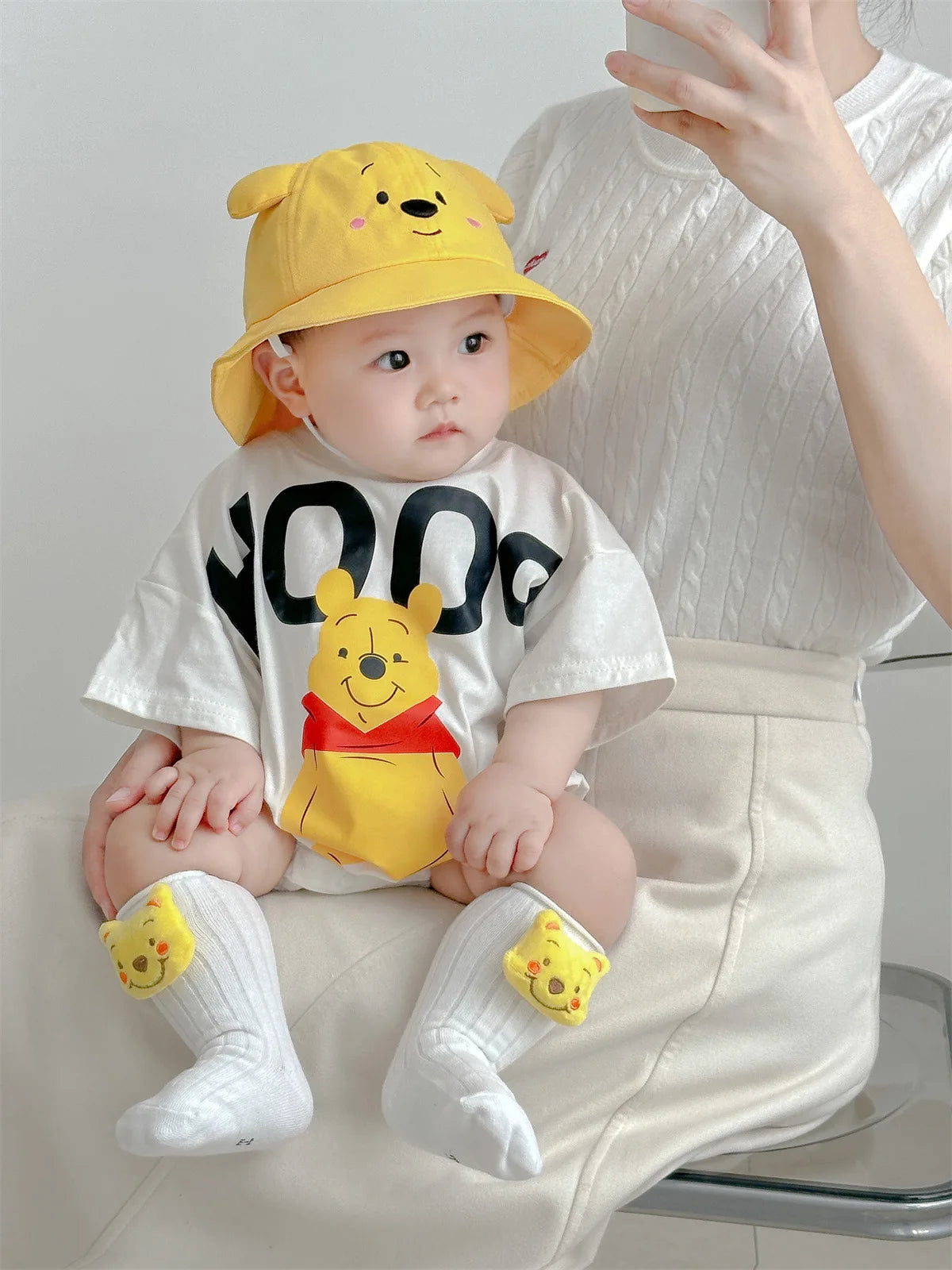 Cartoon Pooh Bär Bodys Schatz Tasche Furz Kleidung Baumwolle Weiche Sommer Baby Kleidung Neugeborenen Fotografie Strampler K5652.