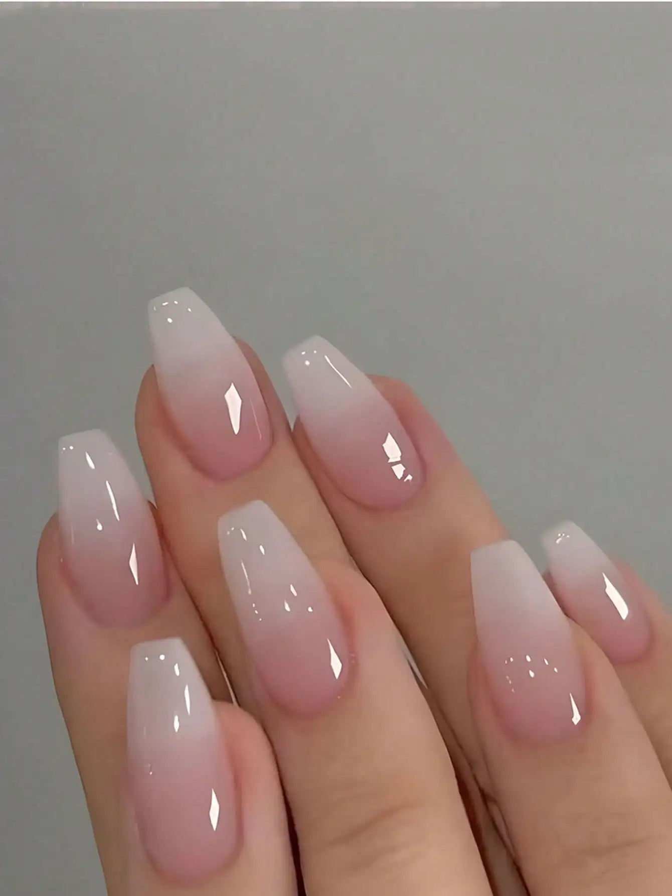 24pcs(+Tools) Pearl Bow Nude Pink Press On Nails White French Fingertips Almond Full Cover Fasle Nails New Year Nail Accessories