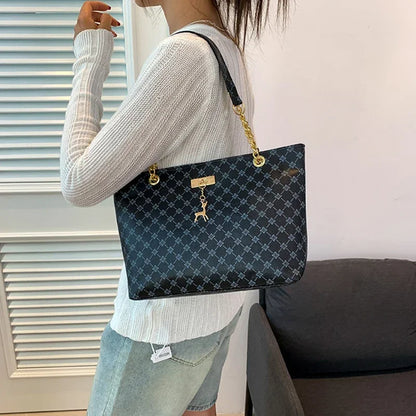 Summer High Quality PU Leather Fashion Large-capacity Shoulder Armpit Women's Bag Work Student Travel Female Retro Handbag Tote.