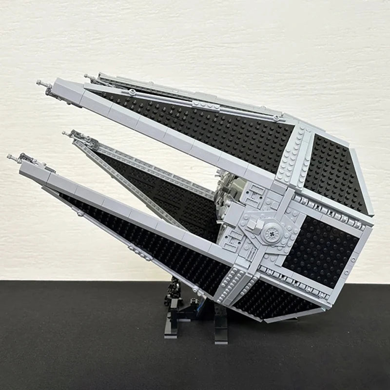 1931pcs DIY Spaceship Tied Interceptord Building Blocks Spacecraft Fighters Model Assembly Bricks Toys Kids Christmas Gift 75382.