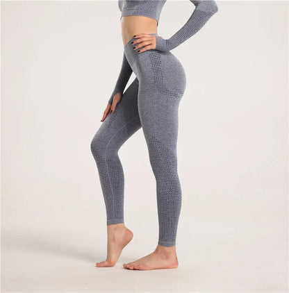 Sexy Seamless Knitted Yoga Sportswear Set Women's Quick Dry Tight Fitness Clothes Set Comfortable High-End Sensation.