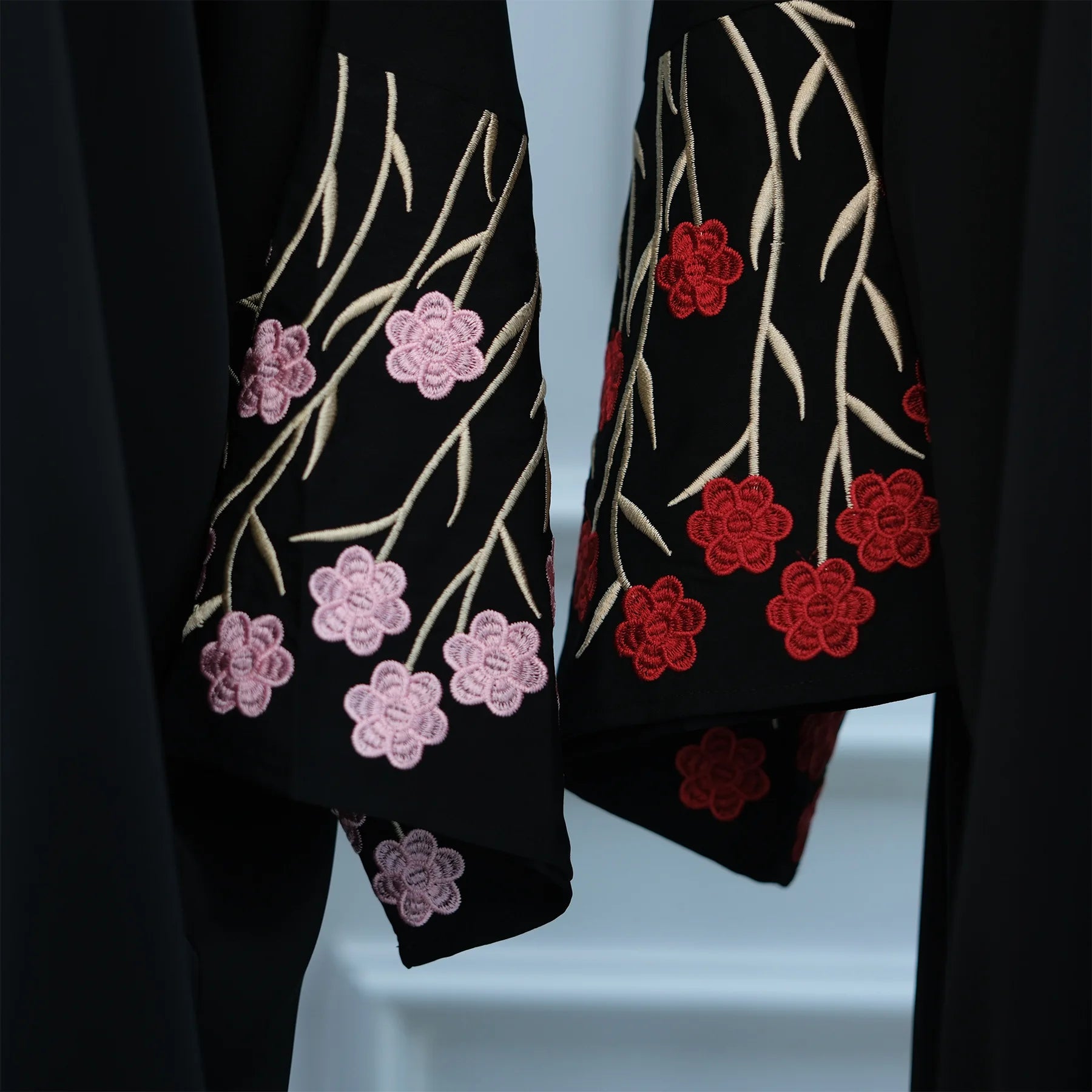 Islamic Clothes Black Flower Embroidery Abayas for Women Dubai Cardigan Muslim Saudi Open Abaya Kimono Luxury Hijab Dress Kaftan.