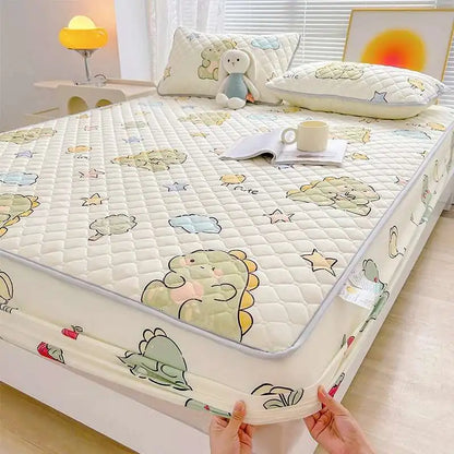 Quilted Mattress Cover 150x200cm - Thick Skin-Friendly Fitted Sheet, 매트리스커버 Breathable Bed Covers (Pillowcase Sold Separately)