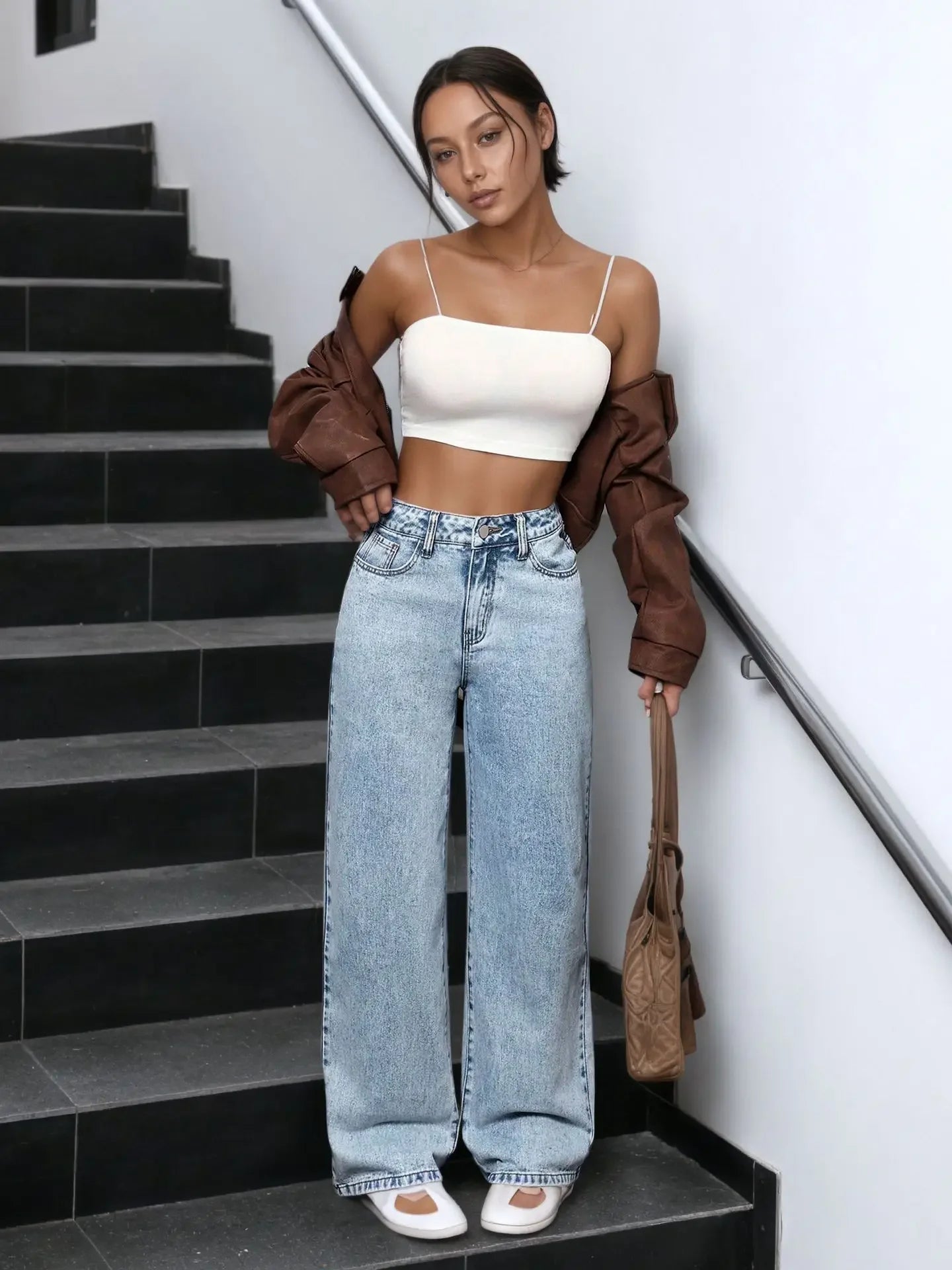 High Waist Straight Leg Women's Jeans Rhinestone Washed INS Style Imported New Model Blue Denim Trousers Female Fashion.