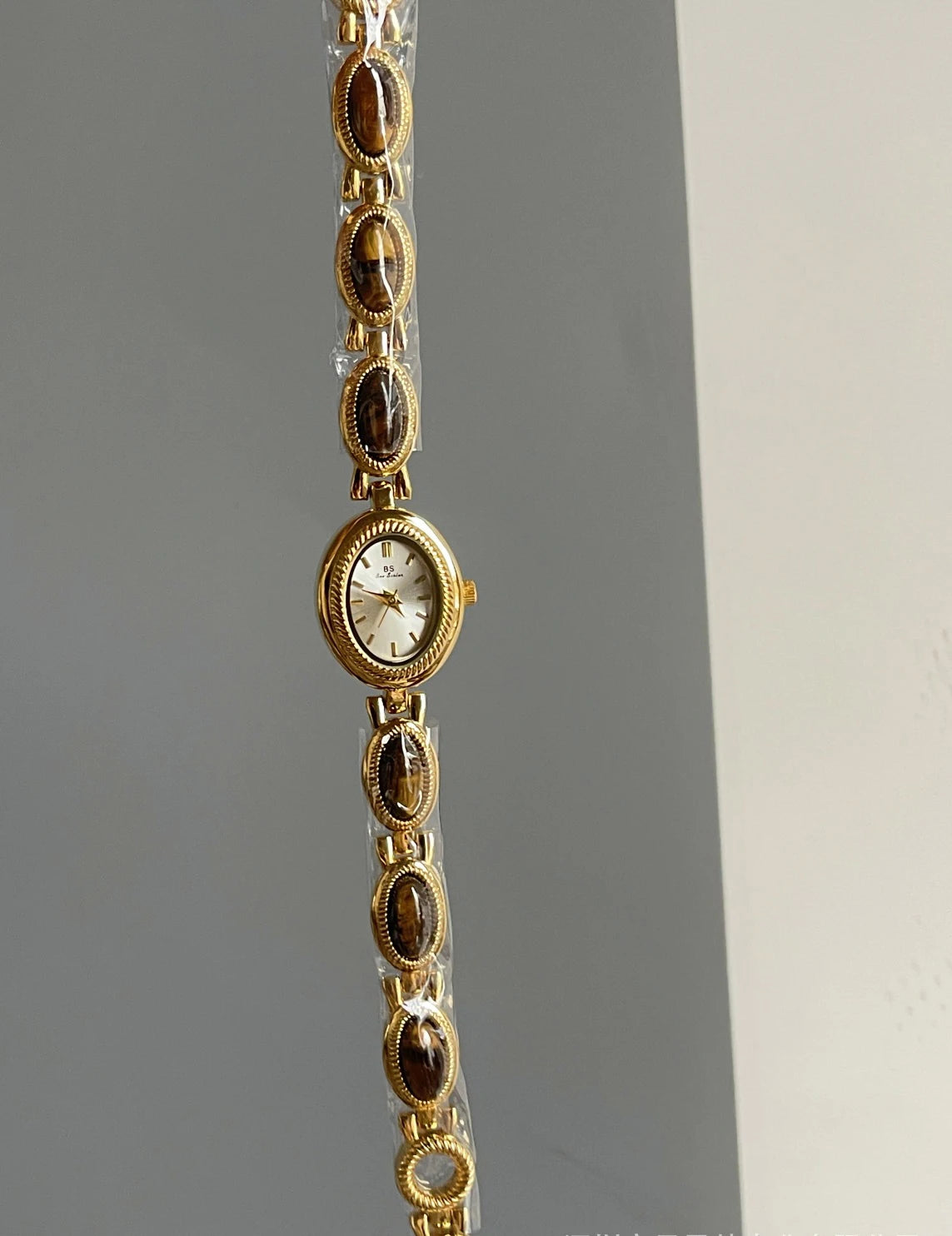 High-end Luxury Watches for Woman Elegant Green Jewelry Jade Quartz Bracelet Wristwatch Gift for Women Lady Fashion Dress Watch.