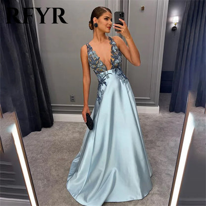 RFYR Spaghettiträger Blaue formelle Kleider Tiefer V-Ausschnitt Partykleid für Hochzeit Applikationen Spitze Kleider für besondere Anlässe Maßgeschneidert.