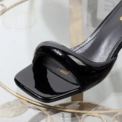 High heeled slippers 2025 Summer wear open-toed Women's sandals with thin heels 7CM Sexy red high heels Banquet shoes.