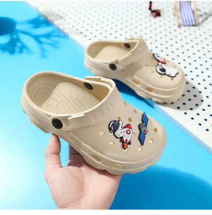 3-12y Kids Mules & Clogs Summer Boys Girls Sandals Cartoon 6 Colors Non-slip Comfortable Beach Slippers Children Garden Shoes 24.