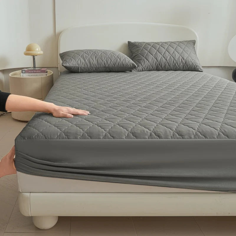 Thick Waterproof Mattress Cover Mattress Protector Queen King Fitted Sheet Mattress Topper Pad For Hotel (No Pillow Case).