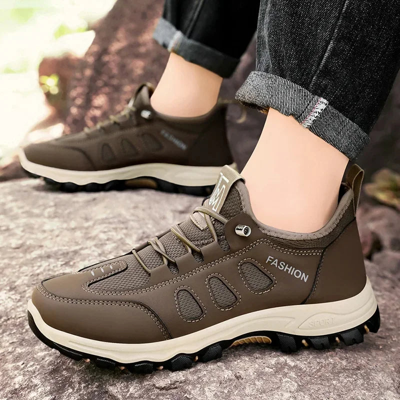 Men Soft Hiking Shoes Summer Breathable Mesh Sneakers Light Black Hike Footwear Walking Shoes Outdoor Shoes Climbing Shoe Male.