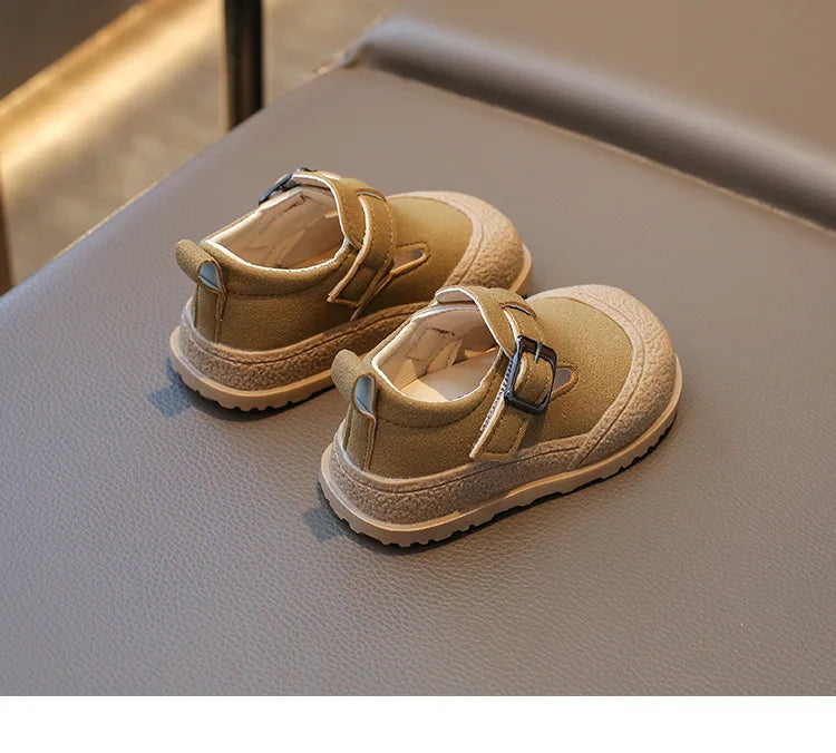 Boys' Boken Shoes Soft Soled Children's Shoes 2025 New Arrivals 0-1 years old Children's Sports Shoes Fashion Retro Bean Shoes.