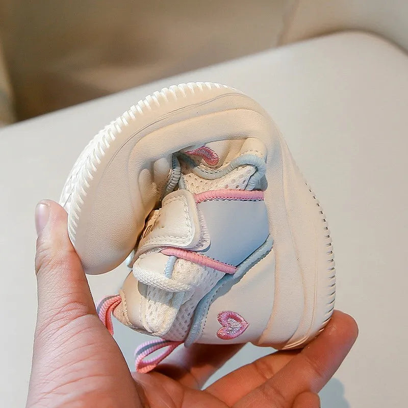 New Girls Sneakers Breathable Mesh Cute Design Outdoor School Kids Sports Shoe Lightweight Comfortable Children Fashion Footwear