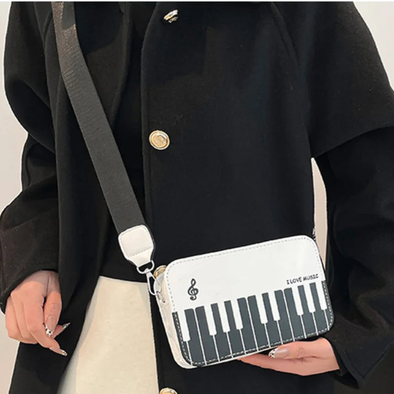 Fashion Polka Dot Ladies Piano Bag New Style Niche Underarm Shoulder Bag Sweet Personality Piano Backpack Women's Bag Square Bag.
