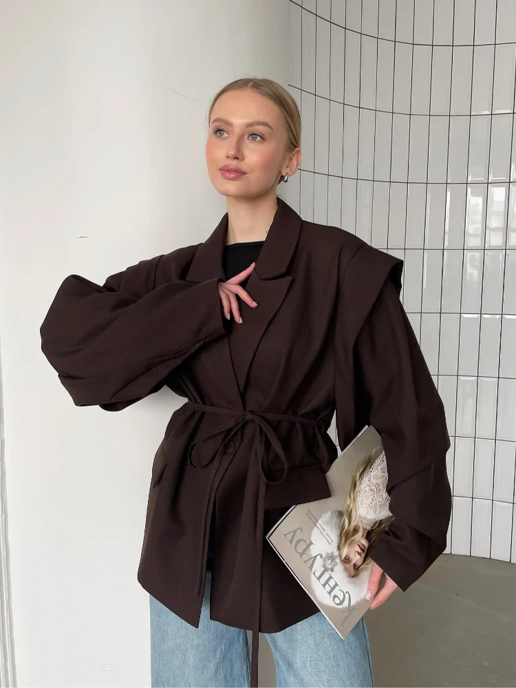 Fashion Solid Revers Hals Schulter Pad Anzug Jacke Frauen Langarm Eine Taste Spitze Up Mantel 2025, Herbst Neue Highstreet Büro Tragen.