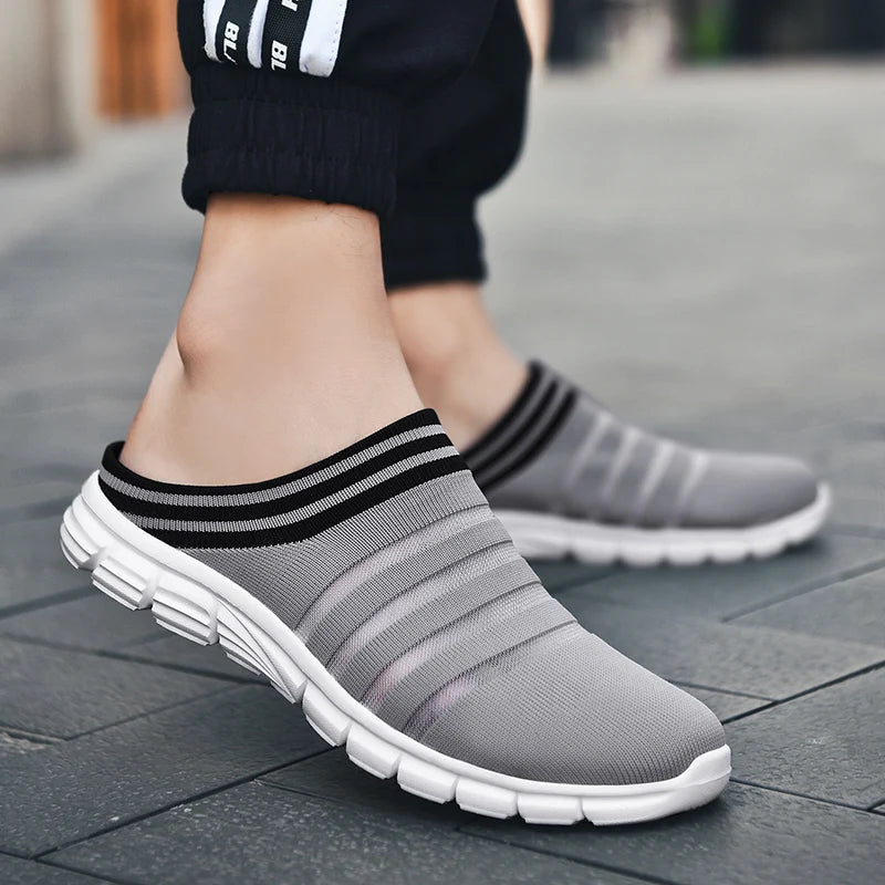 New large size men's casual sneakers fashion outdoor walking men's half slippers mesh surface breathable men's sneakers.