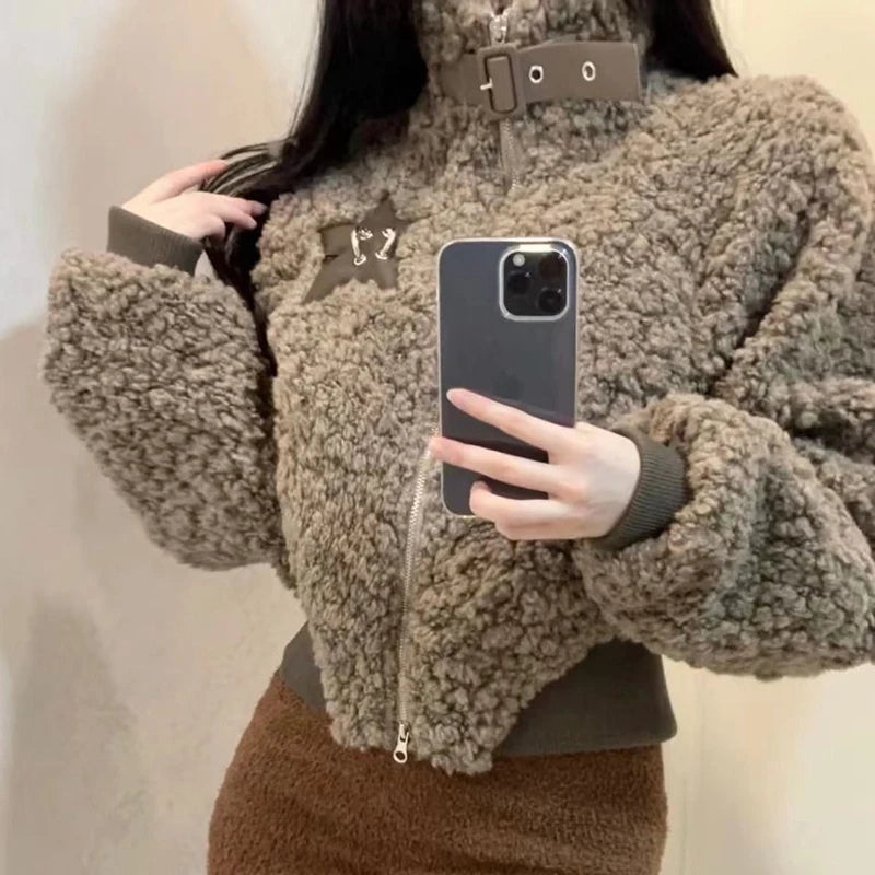 Winter Lamm Wolle Vintage Jacke Frauen Stehen Kragen Faul Wind Casual Zipper Mäntel Langarm 3D Dekoration Lose Geerntete Jacken.