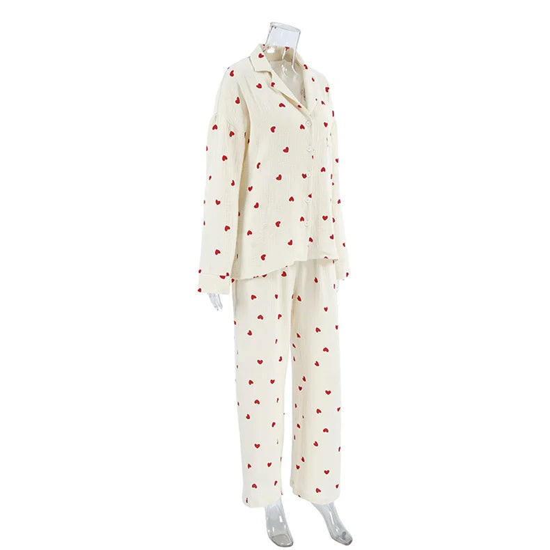 Sommer Neue Liebe Herz Druck Pyjama 100% Baumwolle Langarm Set 2Pcs Outfit Revers Nachtwäsche Taste Unten frauen pyjamas Nachtwäsche.