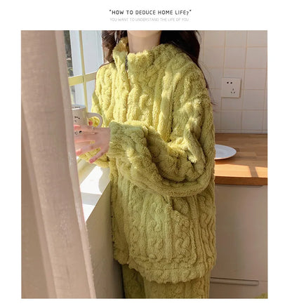 Große Größe Flanell Pyjama Set Herbst Winter Weibliche Nachtwäsche Hosen Anzug Verdicken Korallen Fleece Hohe Kragen Lounge Tragen Homewear