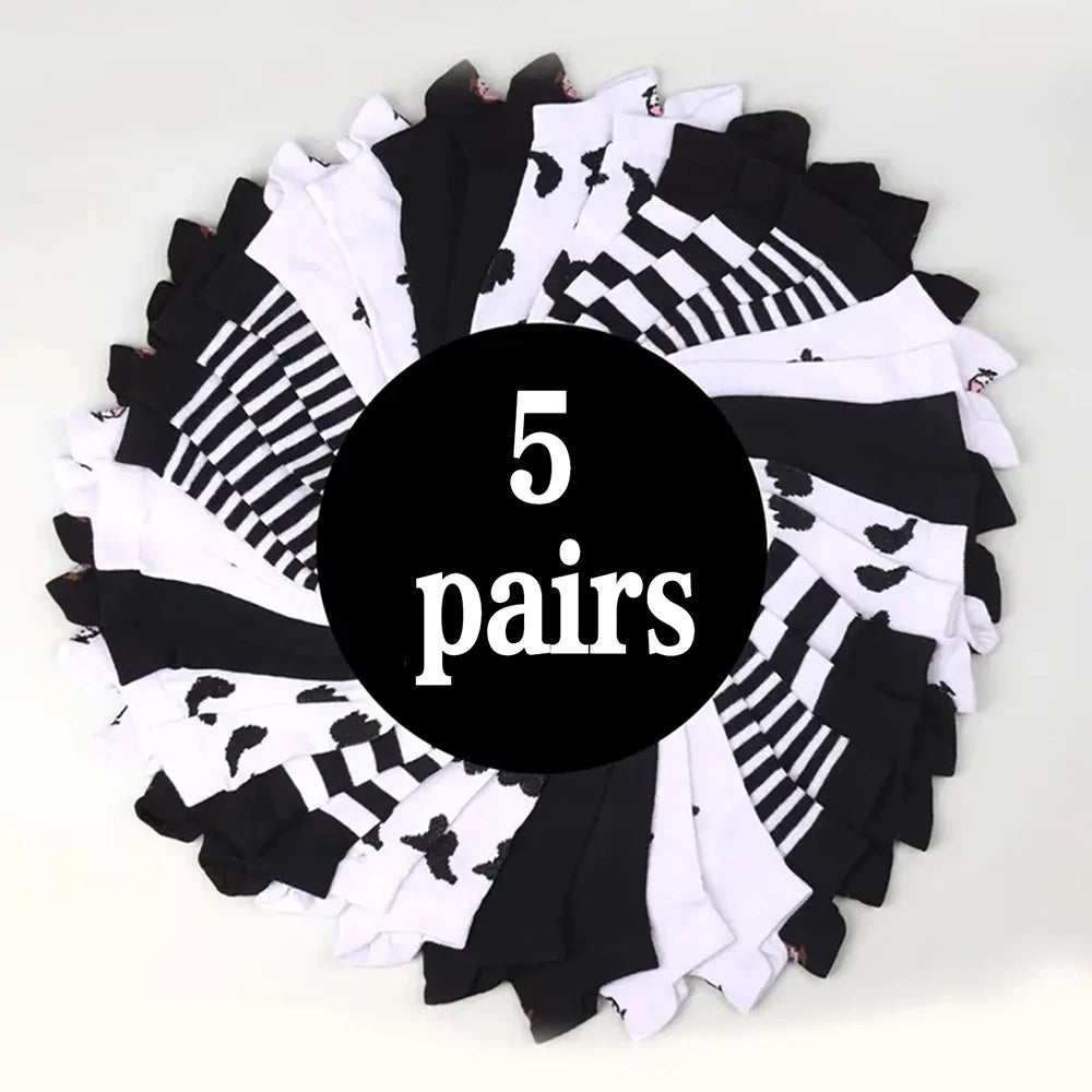 5 Pairs Women Cartoon Patterned Socks Trendy Versatile Breathable Sweat Wicking Deodorizing Antibacterial Comfortable Socks.
