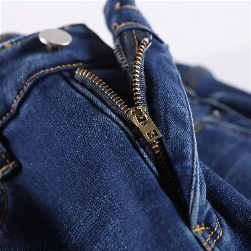 Frauen Thermische Dünne Jeans Mom Winter Warme Plüsch Stretch Jeans Dame Fleece Schnee Denim Hosen Student Bleistift Gerade Bein Hosen