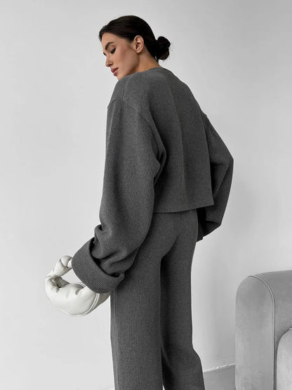 Knit Women 2 Piece Outfit Round Neck Zipper Loose Cuffs Cropped Coat For Lady Sporty Elatic Waist Autumn Female Wide Leg Pants.