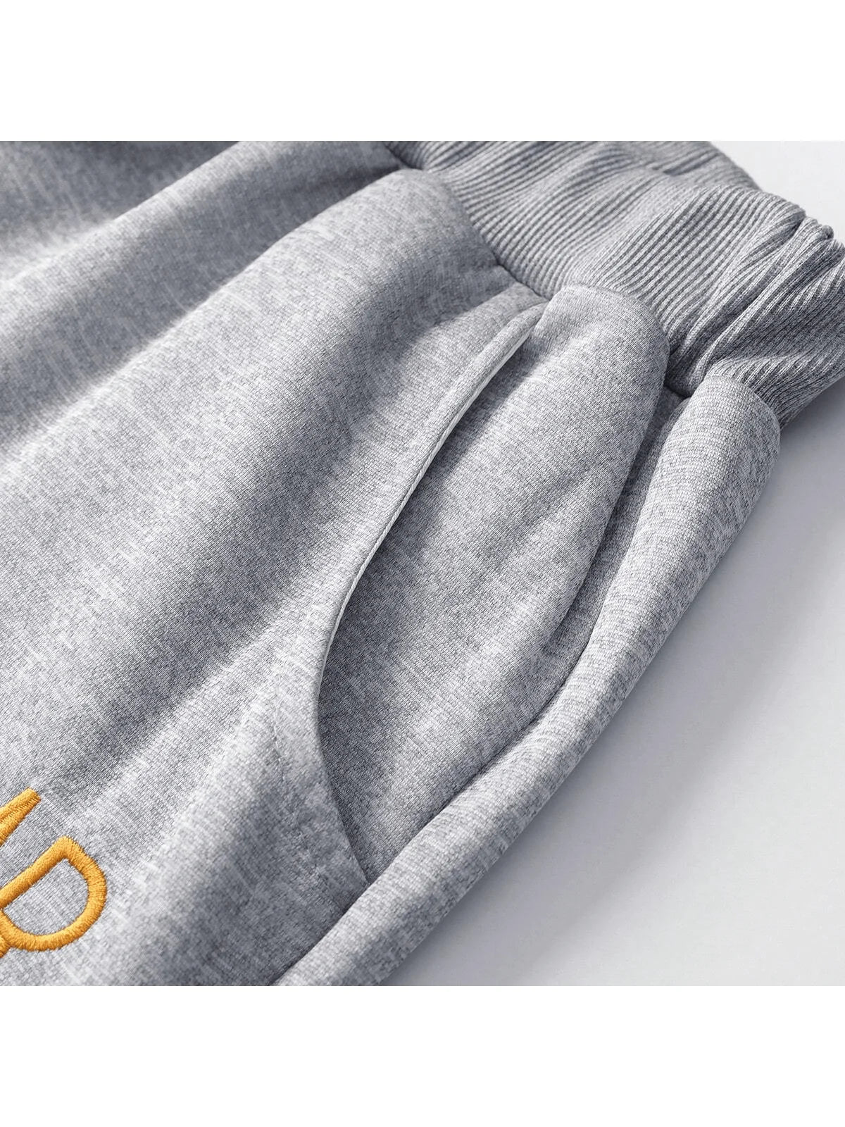 Autumn and winter men's set zipper Stand-up collar sportswear set suitable for fitness running exercise 2 pieces set