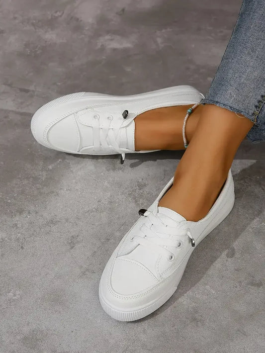 Spring and Summer Fashion New Mesh Breathable Round Toe Shallow Mouth Casual and Comfortable Flat Walking Shoes Sneakers.