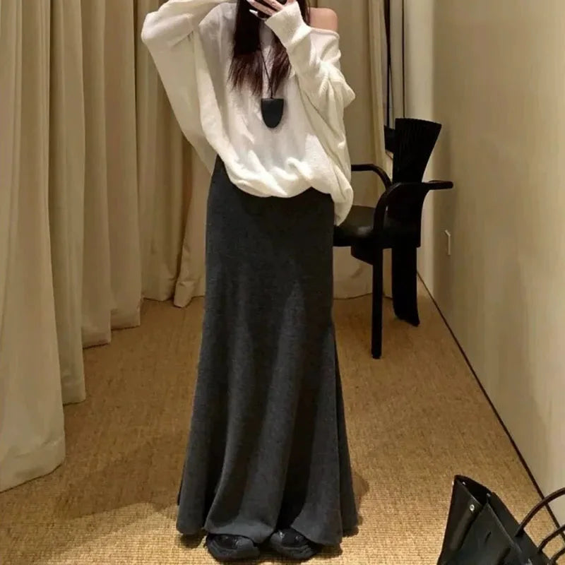 Elegant Design Fishtail Skirt Women 2025 New Temperament Slim Knitted Maxi Skirts Ladies Autumn Winter High Waist Bodycon Skirts.