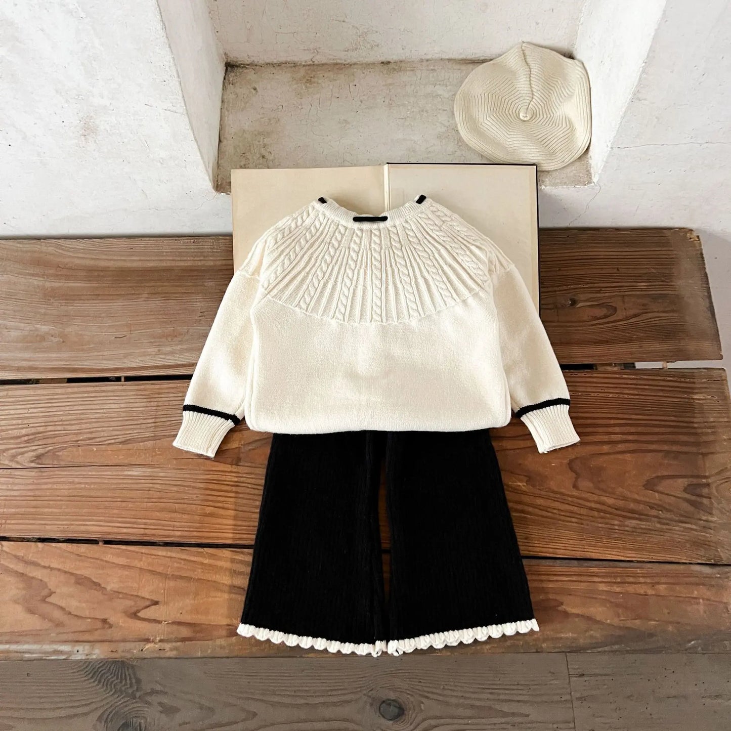 Ins Mädchen Baby reine Baumwolle Lotusblatt Kragen Top Bauch Hosen Pullover Set für Kinder Herbst und Winter Wärme Set