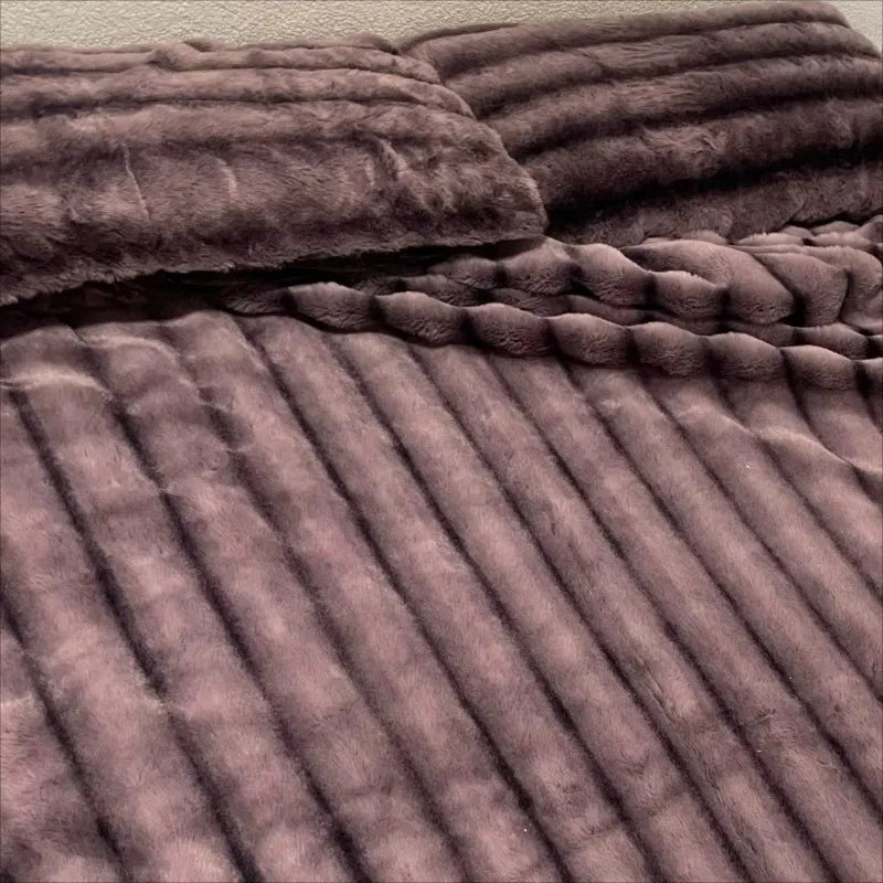 2024 new rabbit velvet milk velvet thickened rabbit fur warm four-piece set, 1.5m 1.8m bed sheet four-piece set.