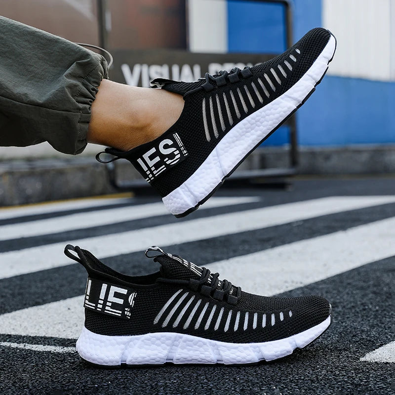 Male Sneakers Summer Men's Trendy Sports Lightweight Casual Running Breathable Mesh Comfortable Tennis Shoes Zapatillas Hombre.