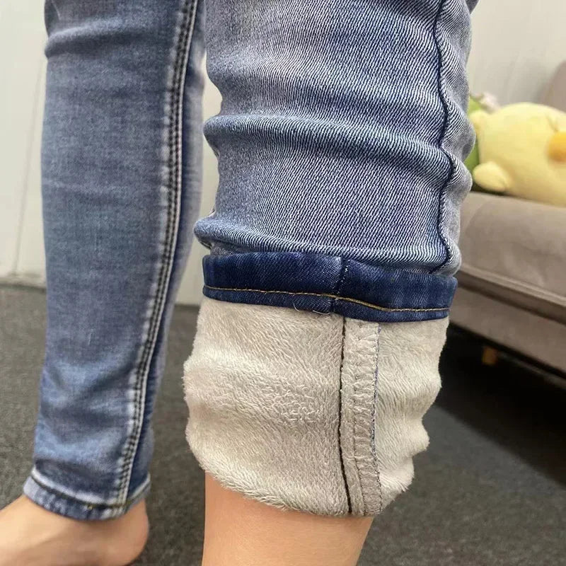 Frauen Thermische Dünne Jeans Mom Winter Warme Plüsch Stretch Jeans Dame Fleece Schnee Denim Hosen Student Bleistift Gerade Bein Hosen