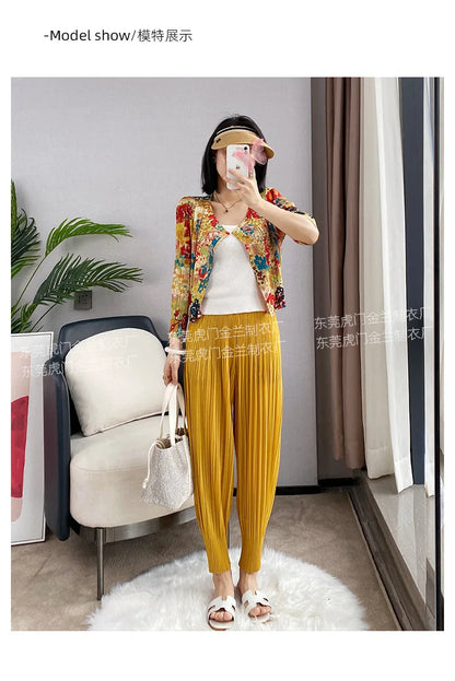 Miyake Life Pleated Pants Loose Harem Pants Women's Summer Thin Fashion Versatile Nine-minute Calf Pants.