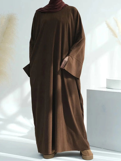 2025 New Arrival Turkey Dubai Muslim Winter Abaya Corduroy Women Closed Abaya Loose Daily Wear Muslim Long Winter Dress.