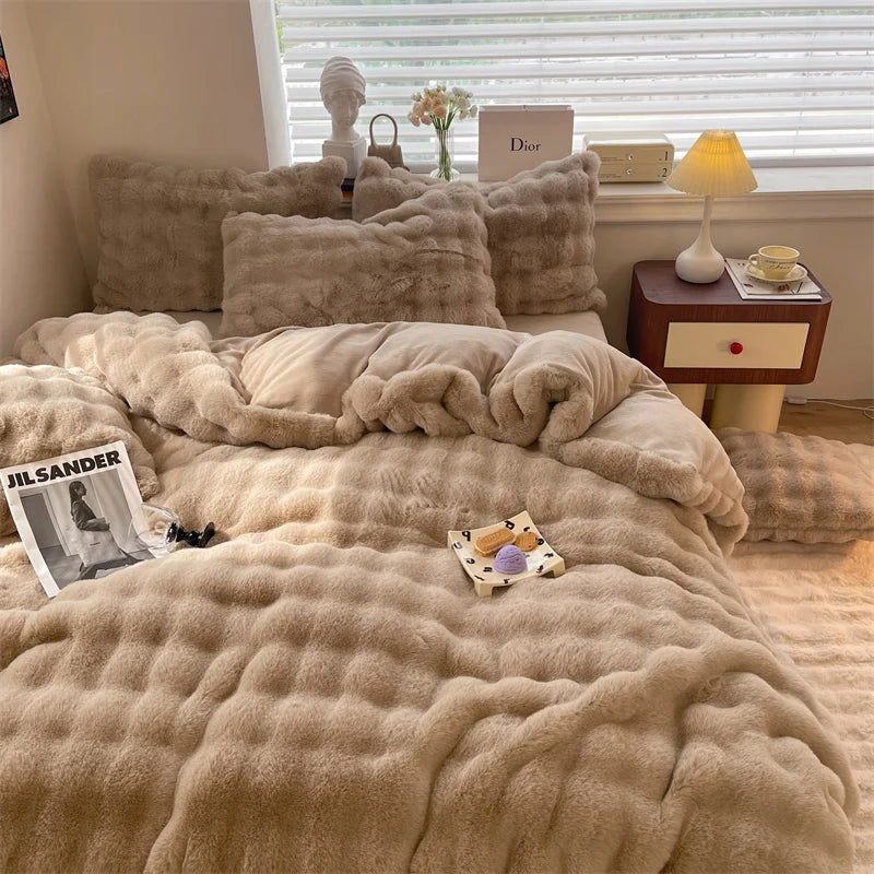 Luxury Faux Rabbit Fur Velvet Fleece Plush Soft Warm Bedding Set Super Comfortable Duvet Cover Set Blanket Bed Sheet Pillowcases