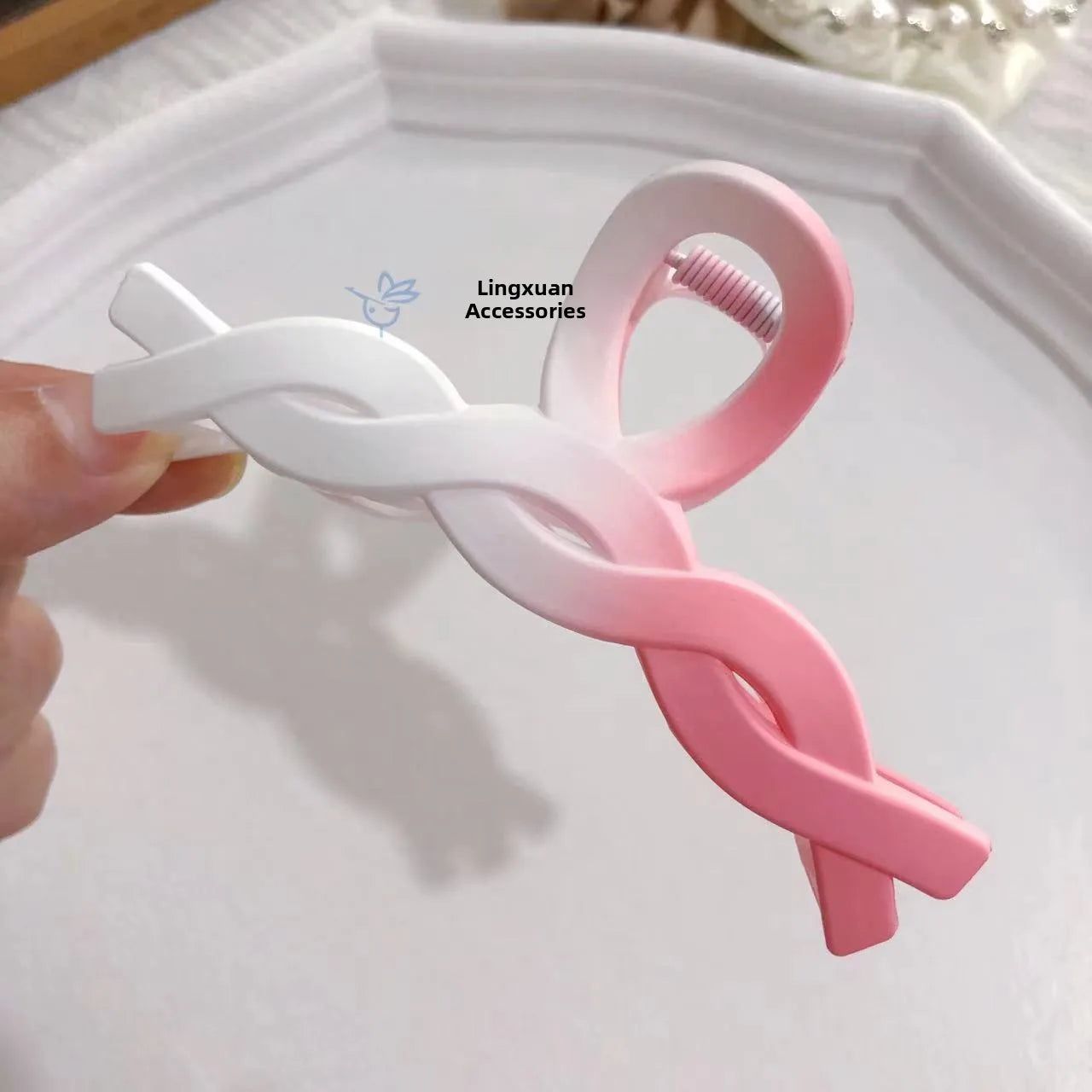 Matte Flower Hair Grips Set for Women Fairy Style Fresh Sweet Headwear for Updo Hairdo Back of Head Hair Accessories.