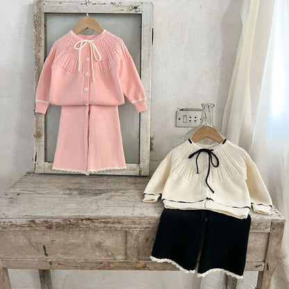 Ins Mädchen Baby reine Baumwolle Lotusblatt Kragen Top Bauch Hosen Pullover Set für Kinder Herbst und Winter Wärme Set.