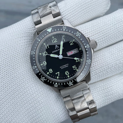 STEELFLIER Official SF787 Dive Luxury Wristwatches Double Calendar NH36 Movement Super Luminous 200M Waterproof Mechanical Watch.