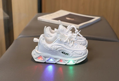 Baby Shoes2023 Spring Autumn New Boys and Girls Light Up Clunky Sneaker Small and Medium-sized Children's Soft Soled Baby Shoes.