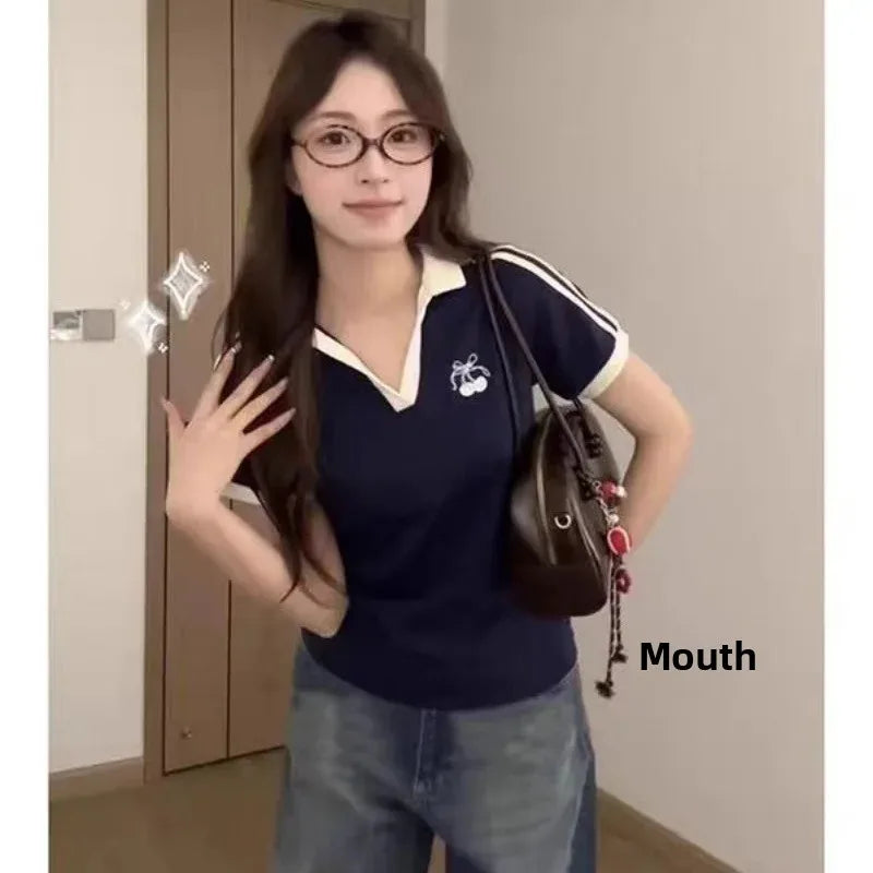 Korean Style Sweet Cool Polo Neck Color Block T-Shirt Women's Fashion Autumn Versatile Short Sleeve Mixed Fabric T-Shirt.