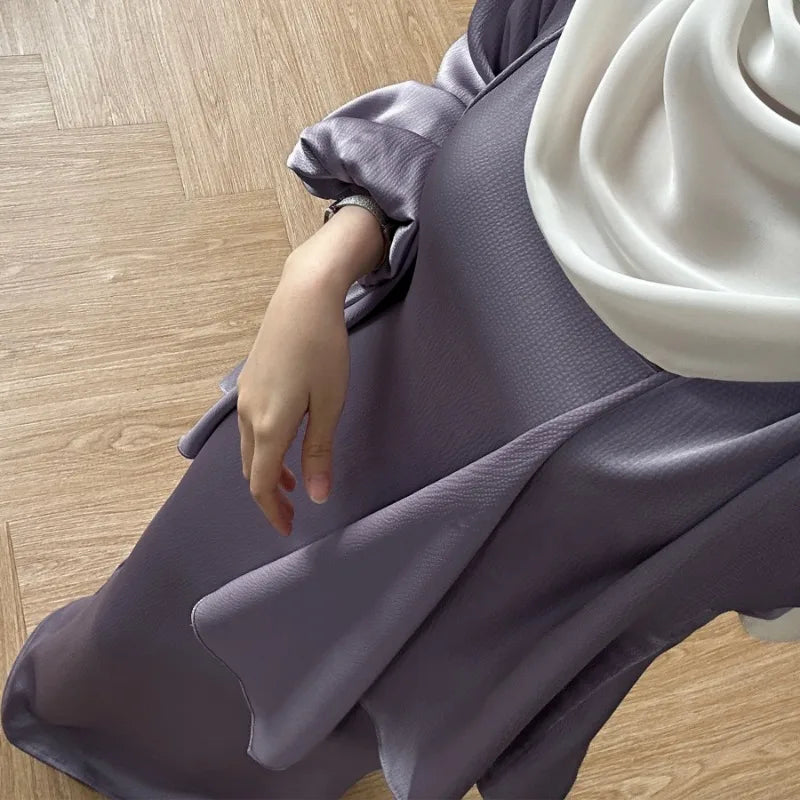 2-teiliges Saudi-Arabien muslimisches Damen-Abaya-Kleid aus Satin für Damen, Islam, Dubai, Urlaub, bescheidene Kleidung, 2024, elegante türkische Robe.