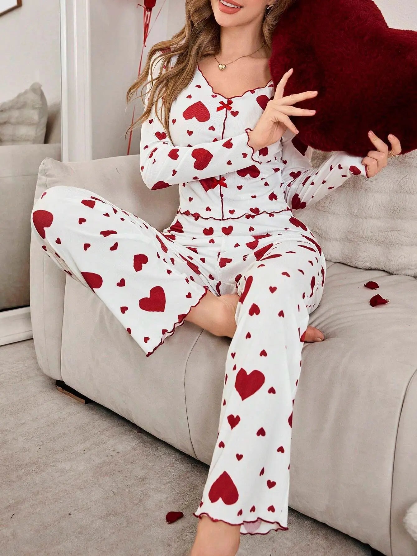 Autumn Winter 2 Pieces Pajamas Sets for Women Sleepwear Heart Print Long Sleeve Tops with Long Pants Trouser Set Pyjamas.