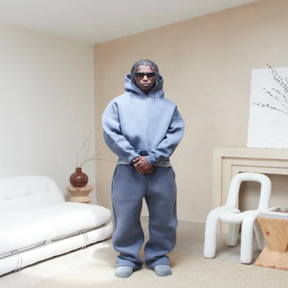 Men's Casual Sweatshirt Set Comfortable Streetwear Style Two-Piece Outfit for Men.