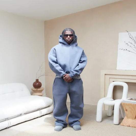 Men's Casual Sweatshirt Set Comfortable Streetwear Style Two-Piece Outfit for Men.