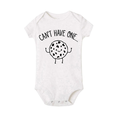 Zwillings-Body kann niemandem ohne den anderen Baby-Strampler haben. Lustiger Milch- und Keks-Zwillings-Bodysuit. Niedlicher Baby-Overall für beste Freunde.